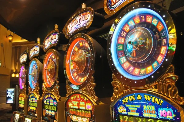 mega138 slot Monopoly Live bonus board interface